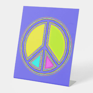 Expositor En L Con colores rellenados Firma PEACE 1