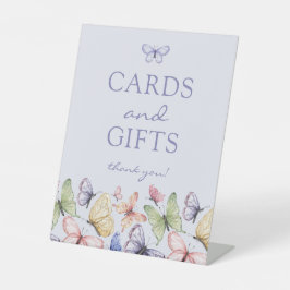 Expositor En L Cumpleaños de la mariposa púrpura