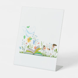 Expositor En L Cute Kitty leyendo un libro.