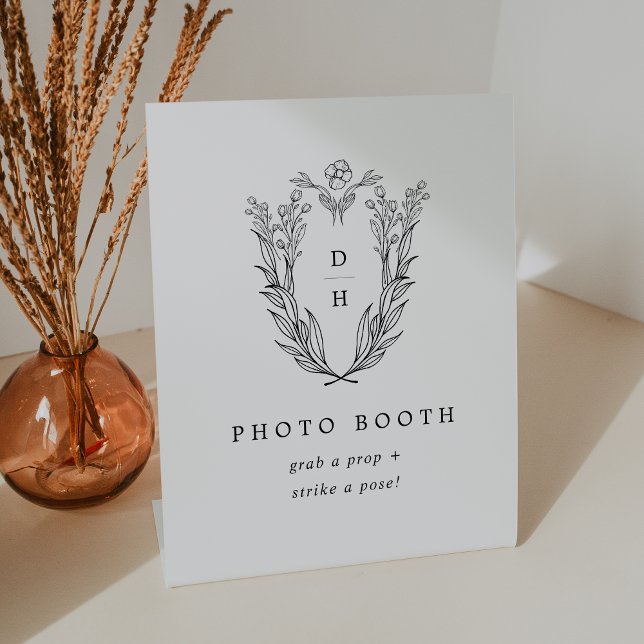 Expositor En L DAPHNE Booth de foto de monograma blanco negro (DAPHNE Black White Monogram Wedding Photo Booth Pedestal Sign)