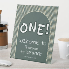 Expositor En L Dark Green Stripes 1st Birthday Welcome
