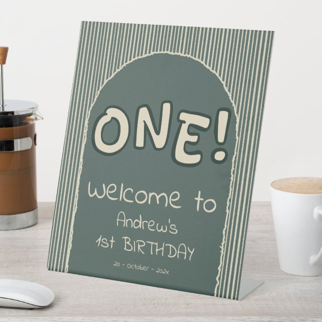 Expositor En L Dark Green Stripes 1st Birthday Welcome (In Situ)