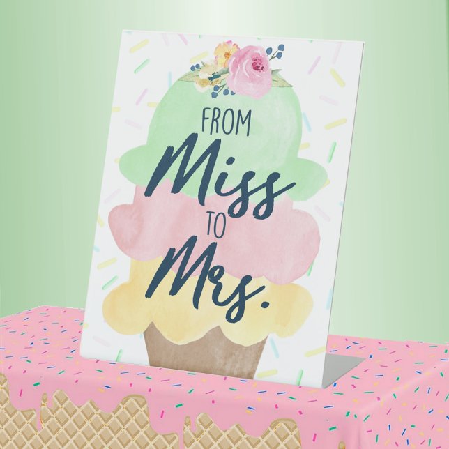 Expositor En L De Miss a Sra. Ice Cream Bridal Shower (From Miss to Mrs Watercolor Ice Cream Bridal Shower Pedestal Table Sign)