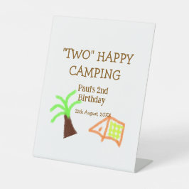 Expositor En L Dos felices acampados de niños del campamento de l
