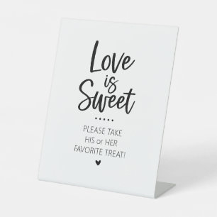 Expositor En L El amor es dulce, su Rótulo y su bar de caramelos