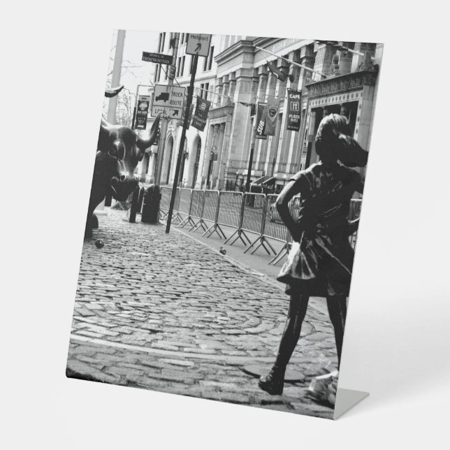 Expositor En L El intrépido Chica (Anverso)