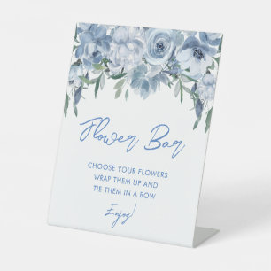 Expositor En L Elegante bar de flores con flores azules con flore