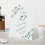 Expositor En L Elegante Eucalyptus Boda Nombre de invitado Número<br><div class="desc">Elegante número de mesa Boda Eucalyptus Greenery con nombres de huéspedes. Todos los textos están preorganizados para que puedas personalizarlos fácil y rápidamente con tus propios detalles.</div>