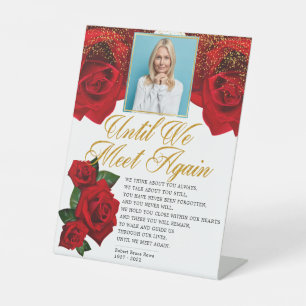 Expositor En L Elegante poema funeral de Rosas turcos rojos