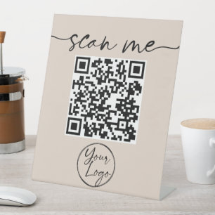 Expositor En L Elegante y moderno código QR Rótulo Pedestal Beige