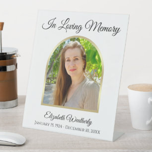 Expositor En L En amor por la memoria foto en blanco