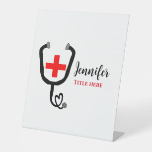 Expositor En L Enfermero médica médico rojo más estetoscopio añad