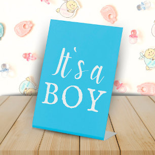 Expositor En L Es un chico de la tipografía azul Baby Shower