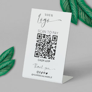 Expositor En L Escaneo Mínimo De Logotipos En Blanco Y Negro Para