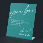 Expositor En L Escritura a mano contemporánea Funny Bar abierto V<br><div class="desc">Esta colección presenta un tipo de letra elegante, moderno y manuscrito para crear palabras y frases clave. En este artículo, la tipografía gráfica sobrepone simplemente "barra abierta" en la parte superior y "¡vítores!" en la parte inferior. Esta opción incluye el popular mensaje "Las bebidas de esta noche son gratis. Las...</div>