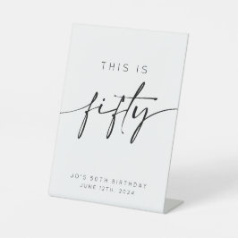 Expositor En L Este Es El 50 Aniversario