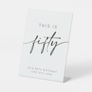 Expositor En L Este Es El 50 Aniversario