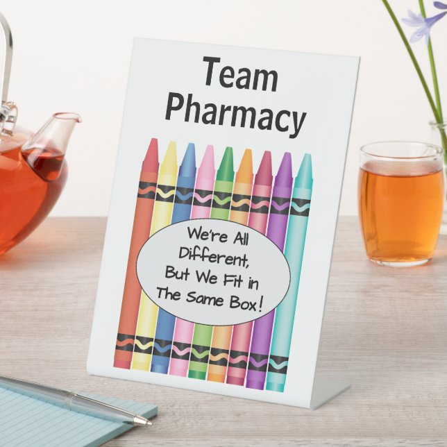 Expositor En L Farmacia o Técnico (In Situ)