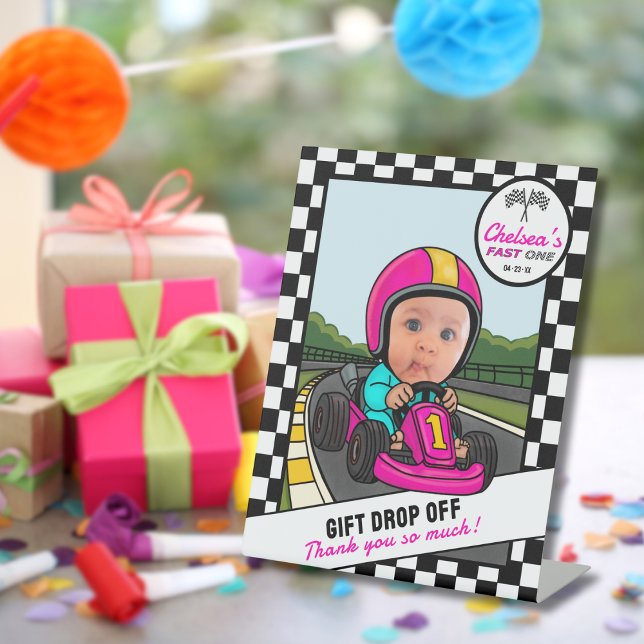 Expositor En L Fast ONE Pink | Custom Photo Gift Drop-Off (Subido por el creador)