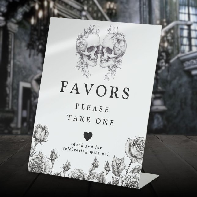 Expositor En L Favoritos de Calaveras Góticas Negras y Blancas (Gothic Skulls Black And White Favors Pedestal Sign)
