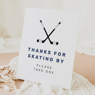 Expositor En L Favoritos de cumpleaños con tema de hockey de WAYN