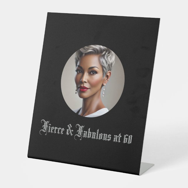 Expositor En L Fierce & Fabulous at 60 (Anverso)