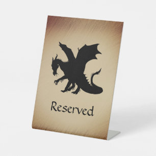 Expositor En L Fondo Rústico del Dragón Negro reservado