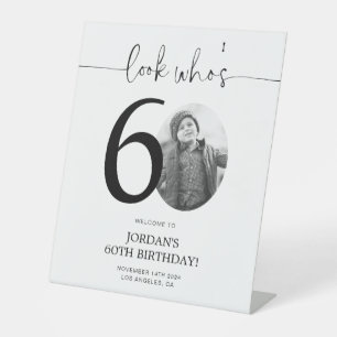 Expositor En L Foto 60.º Signo de bienvenida de cumpleaños   Mira
