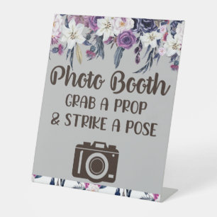 Expositor En L Foto de un Boda floral gótica