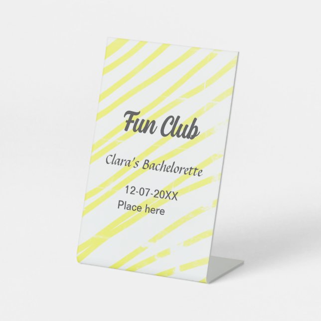 Expositor En L Fun Club bachelorette party yellow lines backgroun (Anverso)