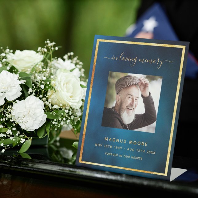 Expositor En L Funeral conmemorativo de la foto del cielo azul (Subido por el creador)
