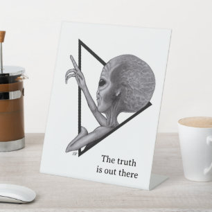 Expositor En L Grey Alien, la verdad está ahí fuera