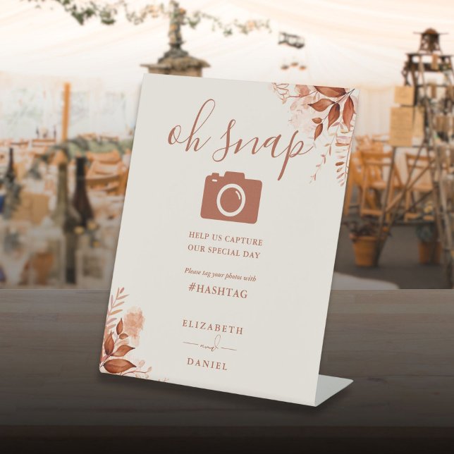 Expositor En L Guión floral rústico otoñal Oh foto instantánea (Autumn Fall Rustic Floral Script Oh Snap Photo Pedestal Sign)