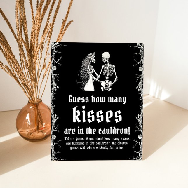 Expositor En L Halloween gótico negro adivina cuántos besos juega (Subido por el creador)