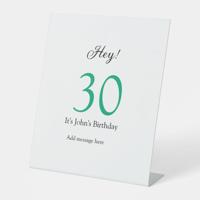 Expositor En L Hey it's 30th birthday green black bold letter nam (Anverso)