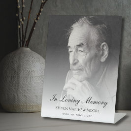 Expositor En L Homenaje a memoria o funeral