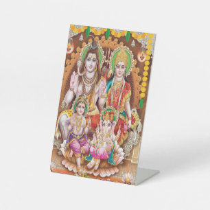 Expositor En L Imagen de la familia Shiva