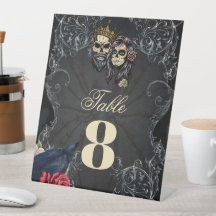 Impresionante diseño de boda gótico oscuro con crá