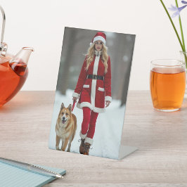 Expositor En L Joven En Santa Claus Suit