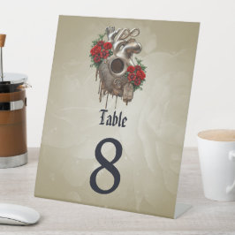 Expositor En L La pasión de Steampunk, el corazón mecánico del am