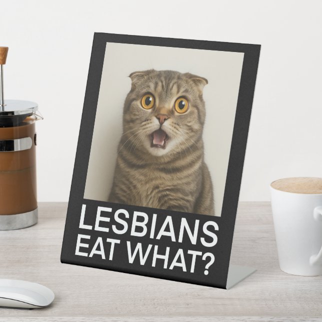 Expositor En L Las lesbianas comen qué divertido (In Situ)