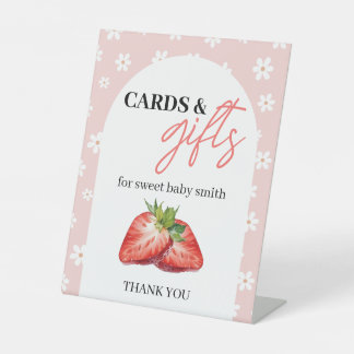 Expositor En L Letrero de Berry Sweet Cards & Gifts