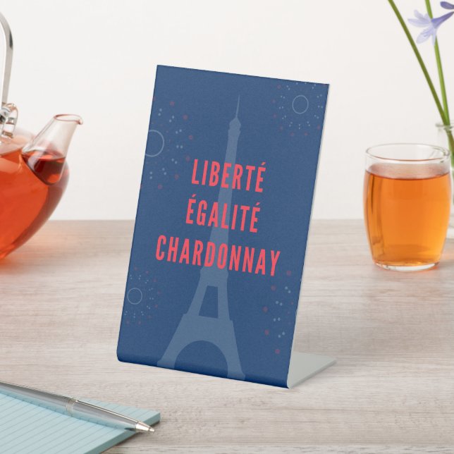 Expositor En L Liberté Égalité Chardonnay Funny Tower Wine (In Situ)