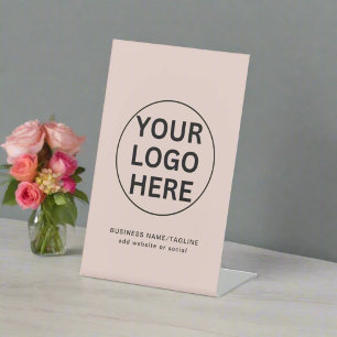 Expositor En L Logotipo profesional y texto Rubor Pink