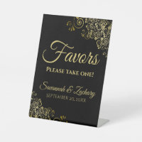 Los Favores Se Llevan Un Elegante Boda Negro Y Oro
