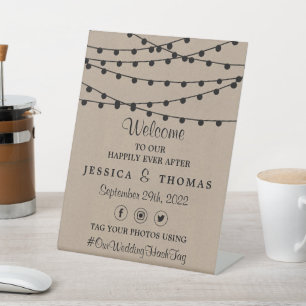 Expositor En L Luces de Cuerda de The Rustic Kraft para Bodas