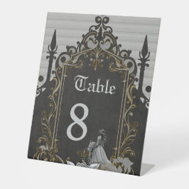 Expositor En L Lujo con romance