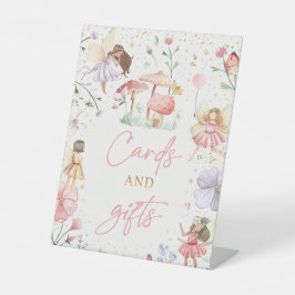 Expositor En L Magníficas Tarjetas De Cumpleaños Y Regalos De La 