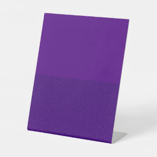Expositor En L Matte morado y Rótulo peatonal Purpurina - Persona