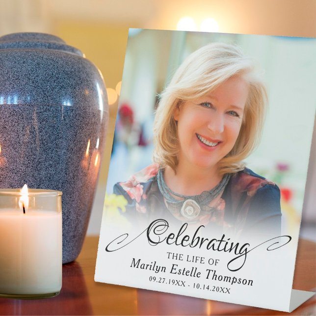 Expositor En L Memorial CELEBRATING THE LIFE OF Photo (Subido por el creador)